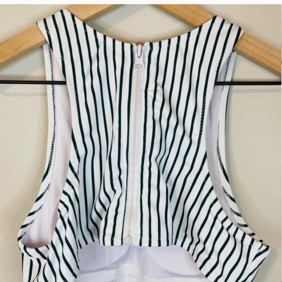 Miss u poppy print Cupshe bathing suit - Picture 5 of 7